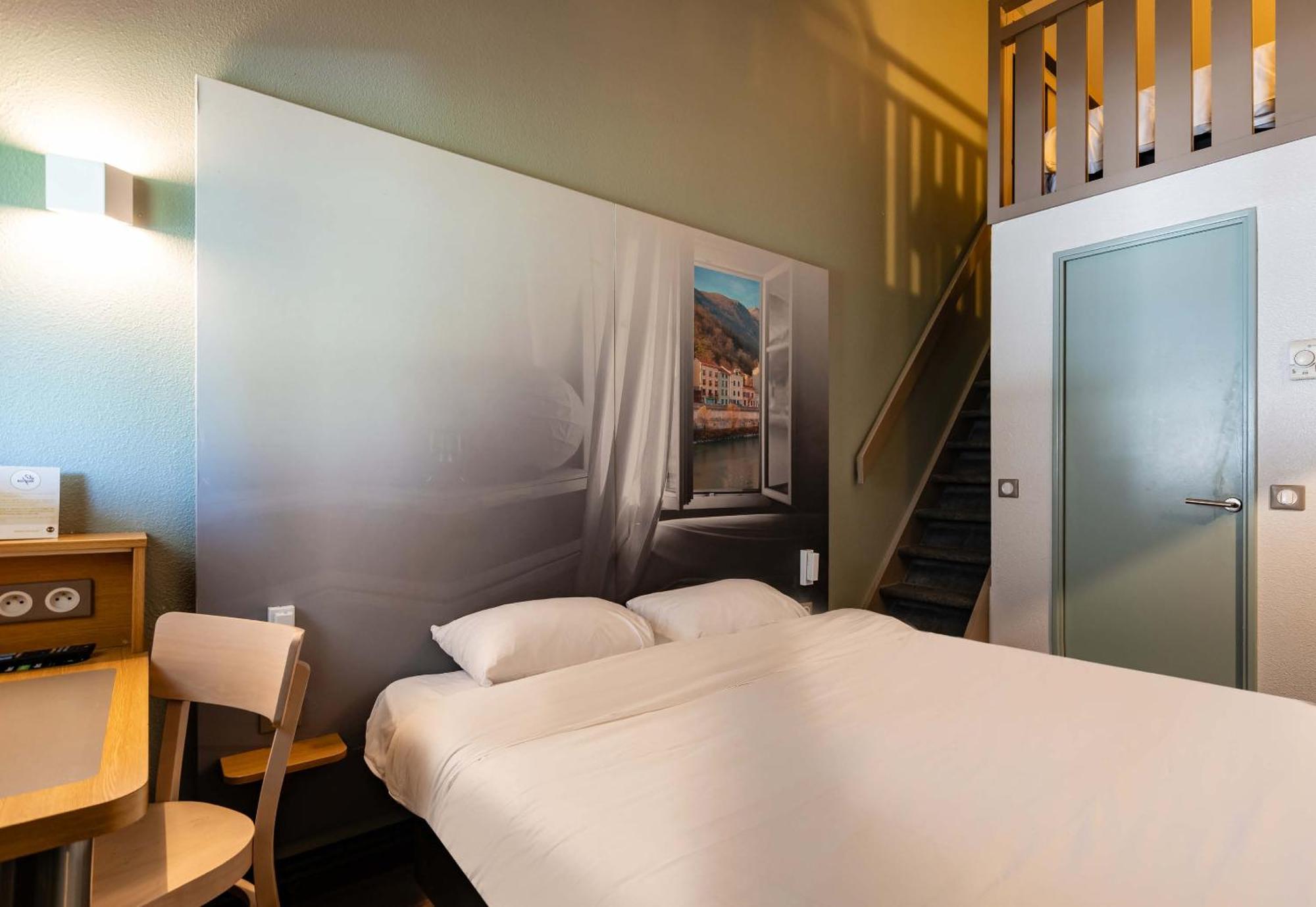 B&B Hotel Grenoble Universite 1 Gieres Bagian luar foto