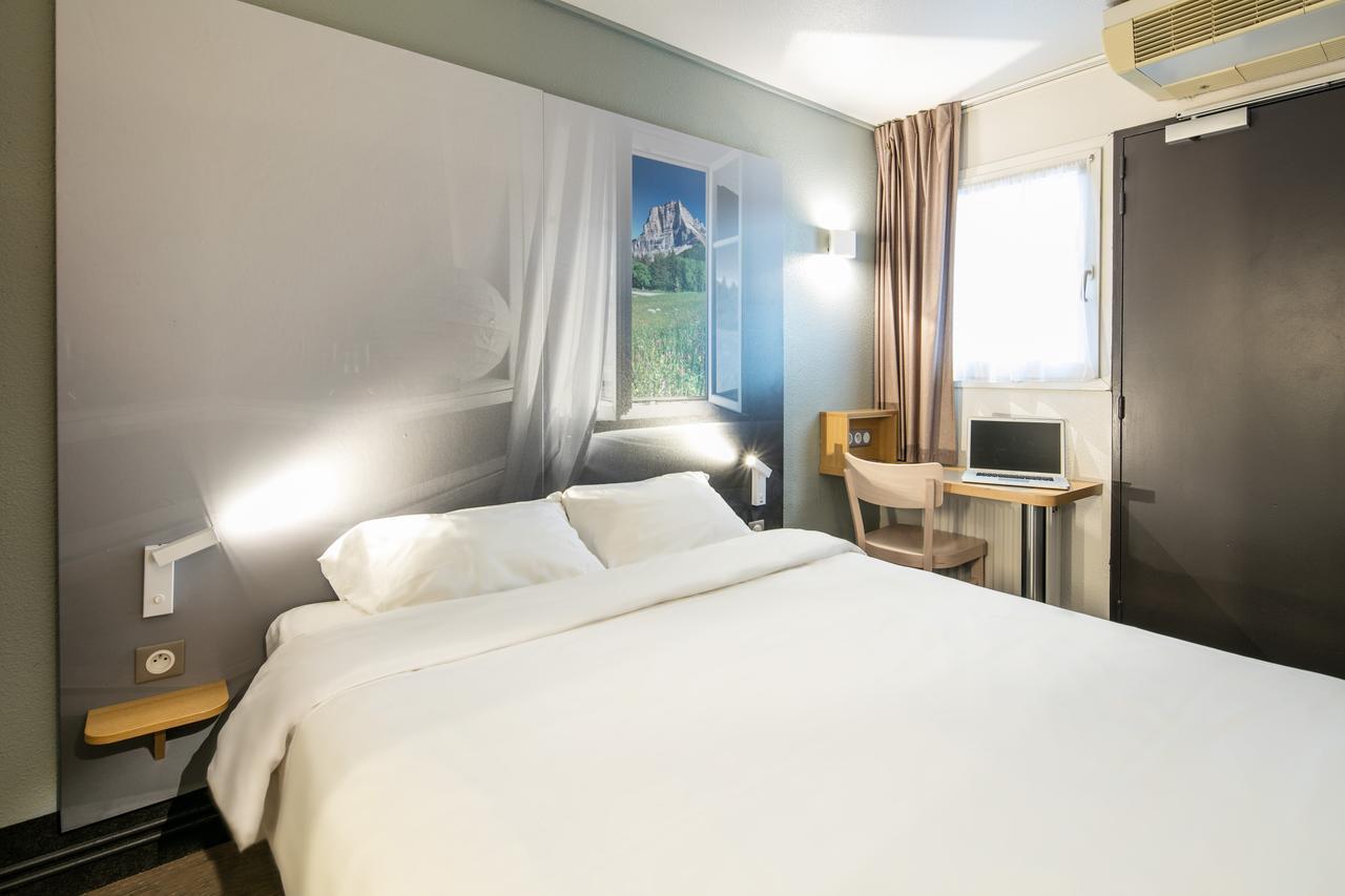 B&B Hotel Grenoble Universite 1 Gieres Bagian luar foto