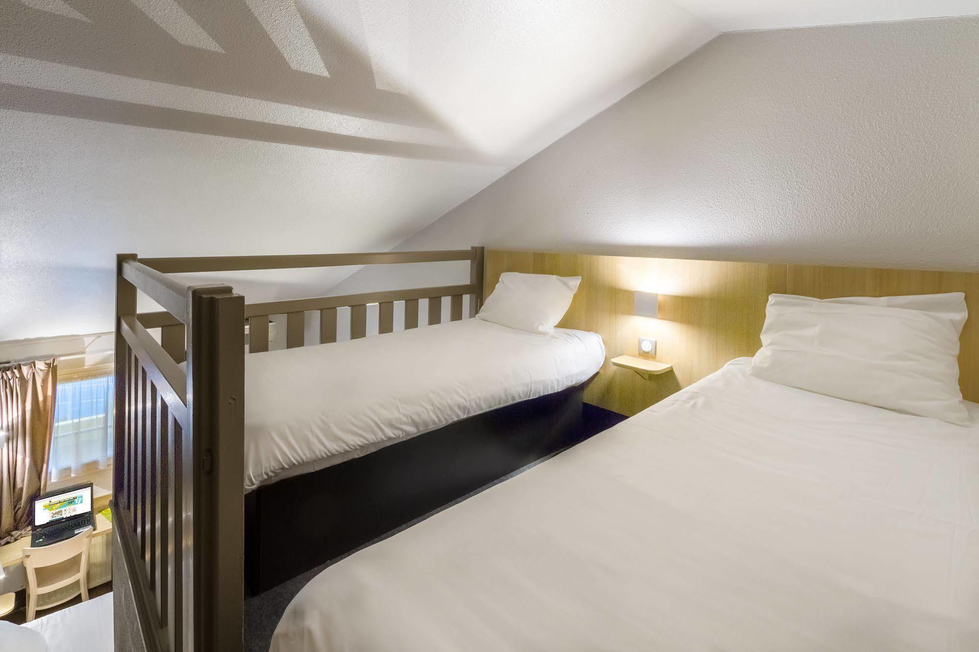 B&B Hotel Grenoble Universite 1 Gieres Bagian luar foto