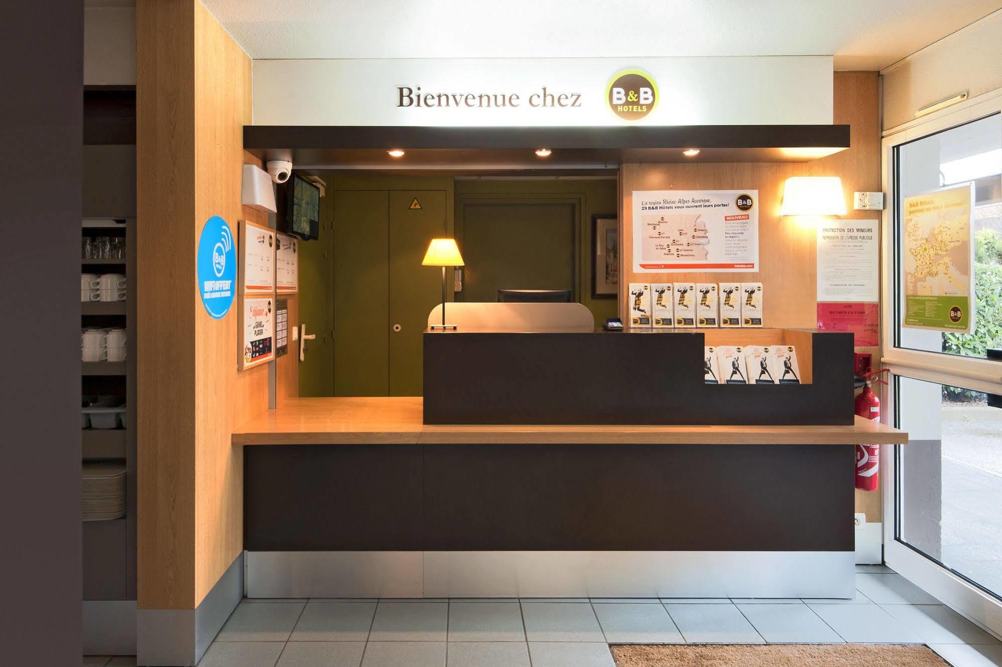 B&B Hotel Grenoble Universite 1 Gieres Bagian luar foto