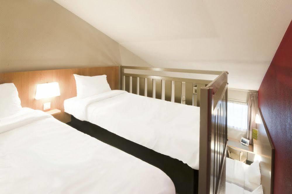 B&B Hotel Grenoble Universite 1 Gieres Bagian luar foto
